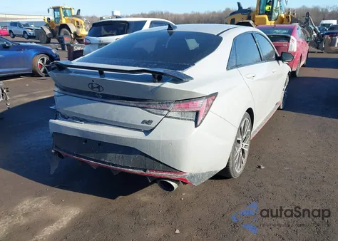 2023 Hyundai Elantra N z USA, uszkodzony, nr VIN KMHLW4AK1PU015981